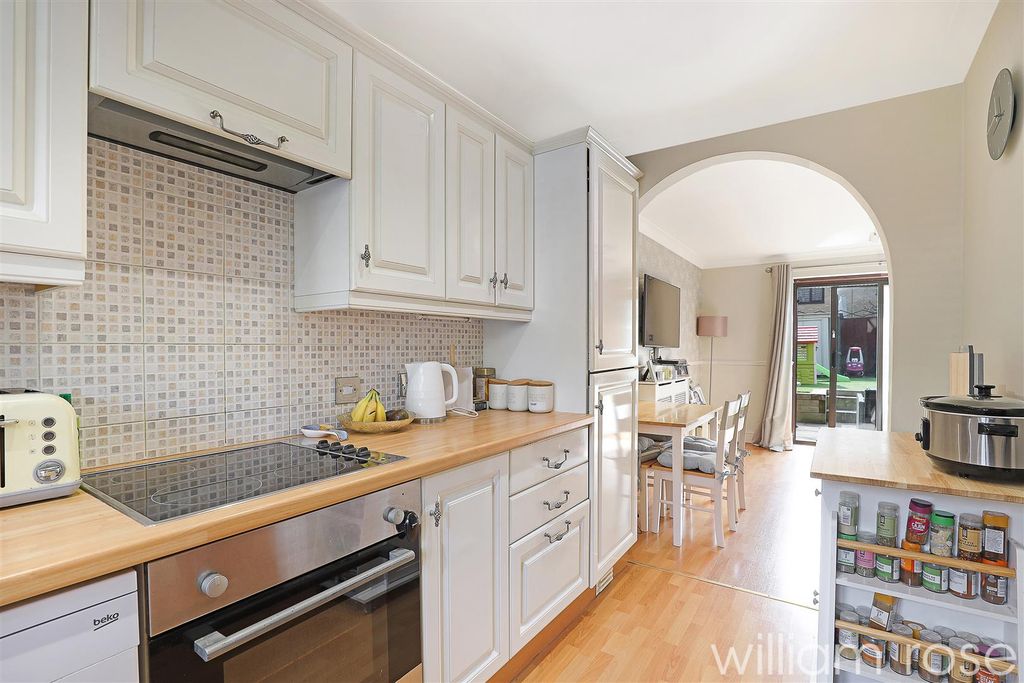 Property photo 2 of 15 Img_4838.Jpg