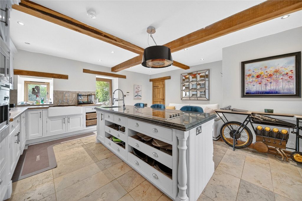 Property photo 2 of 16 Kitchen