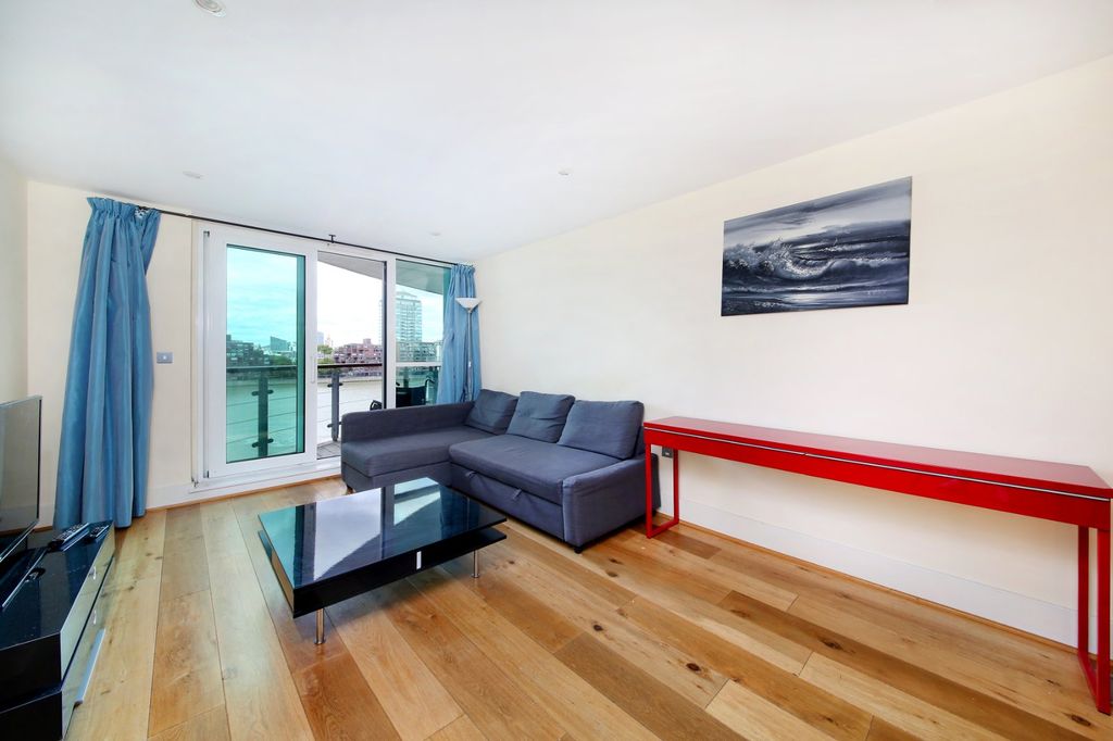 Property photo 2 of 12