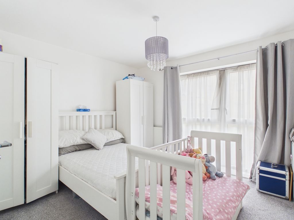 Property photo 3 of 9 Photo 1