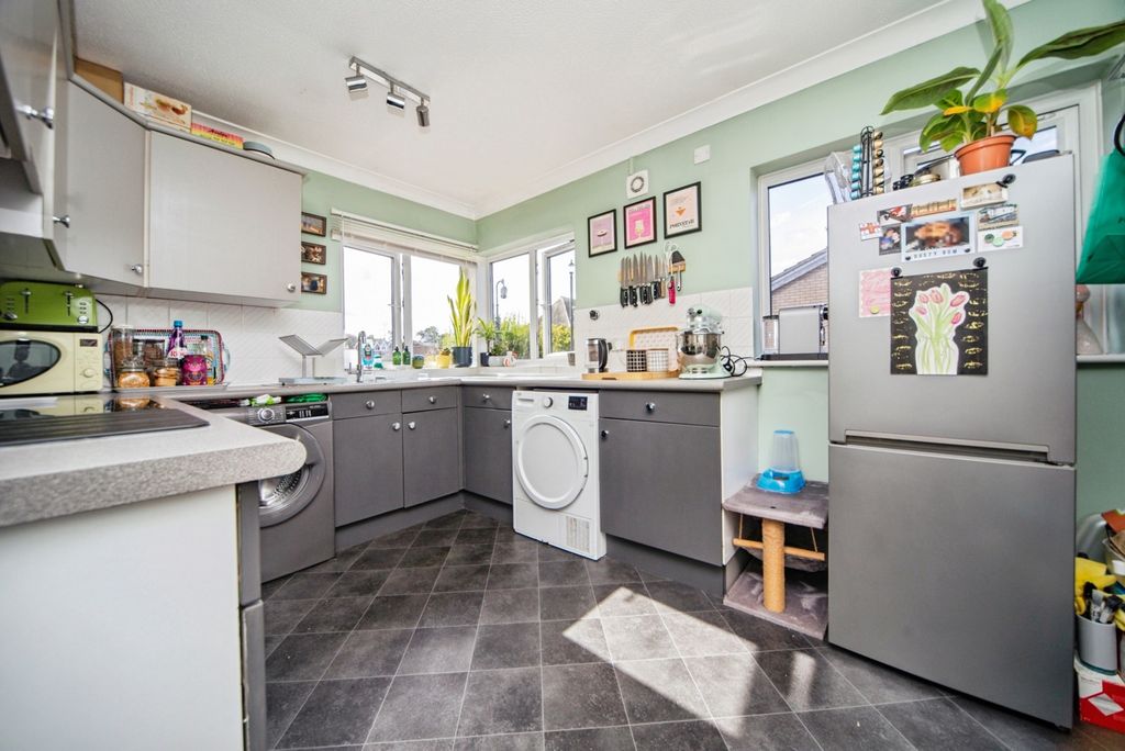 Property photo 3 of 13 Photo