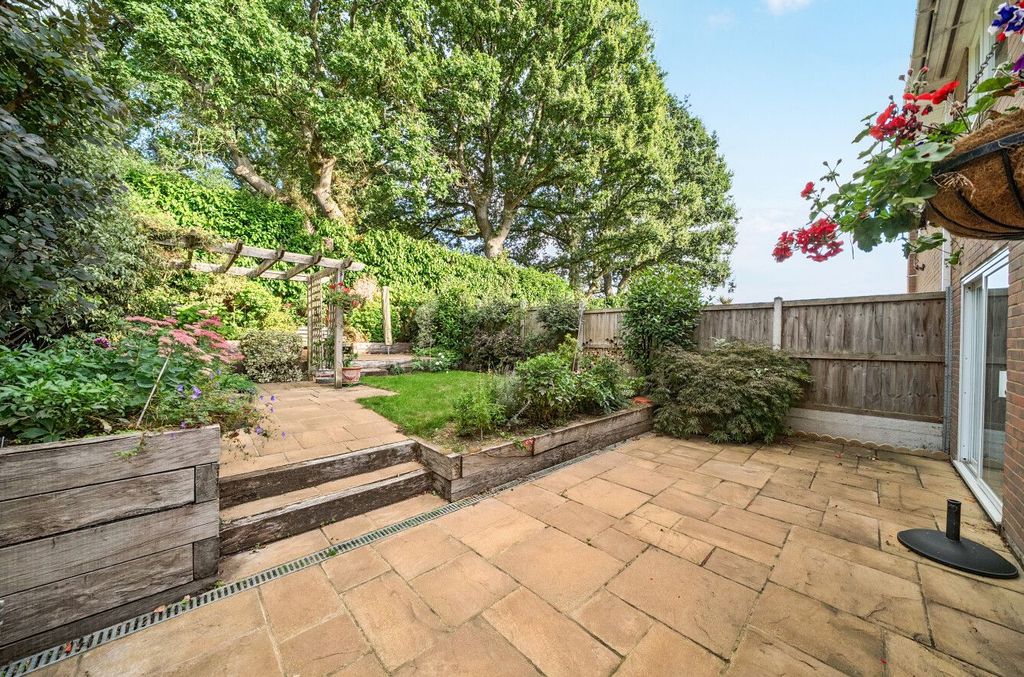 Property photo 3 of 14