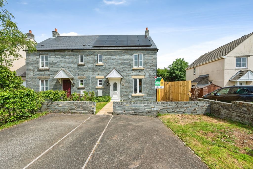 Property photo 1 of 12 Pbox-Img.Jpg