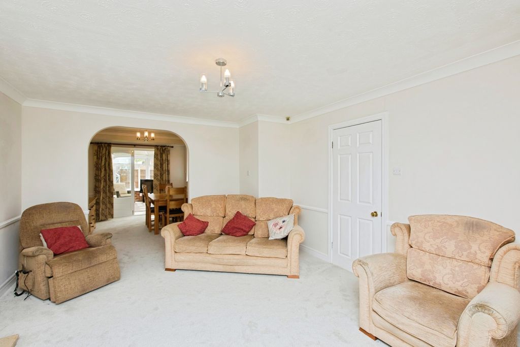 Property photo 2 of 21 Pbox-Img.Jpg