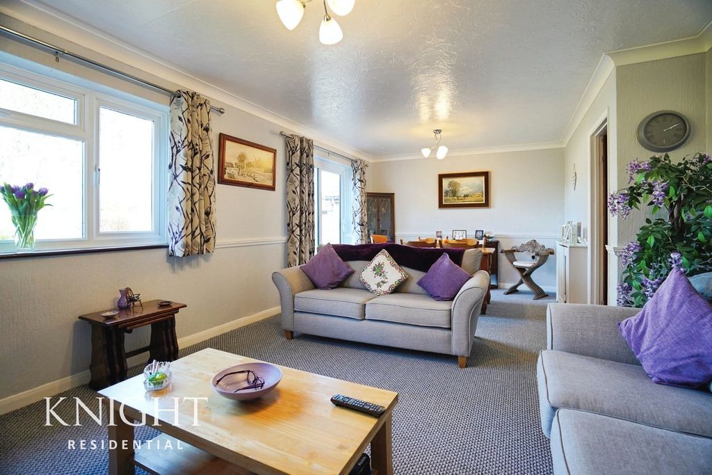 Property photo 2 of 29