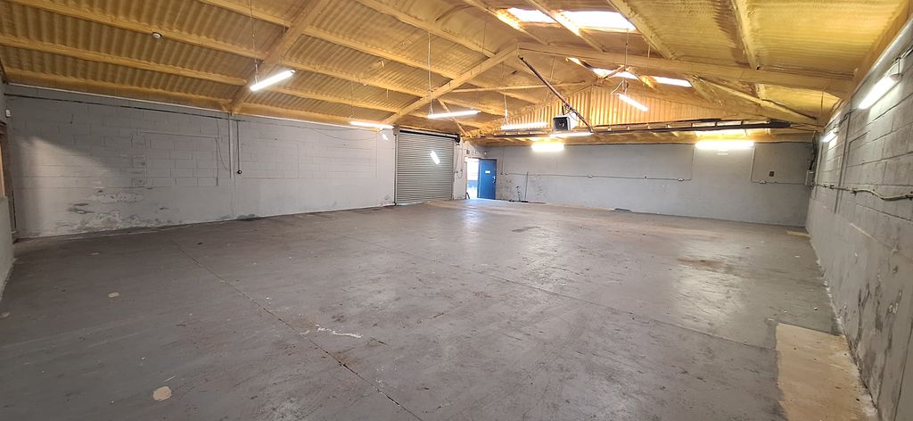 Property photo 2 of 3