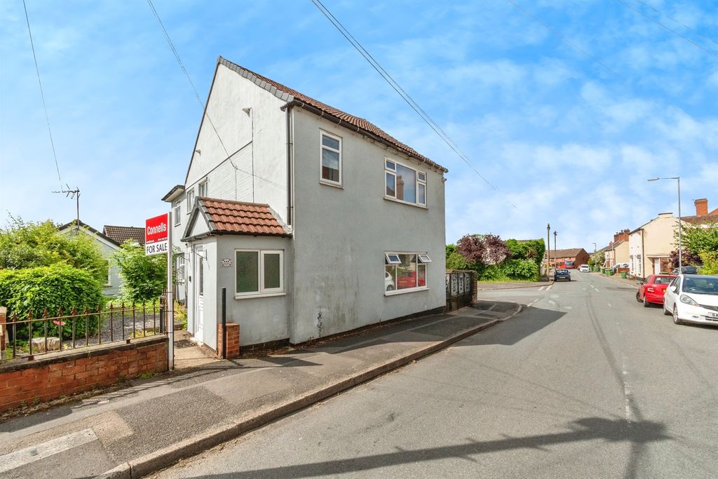 Property photo 1 of 17