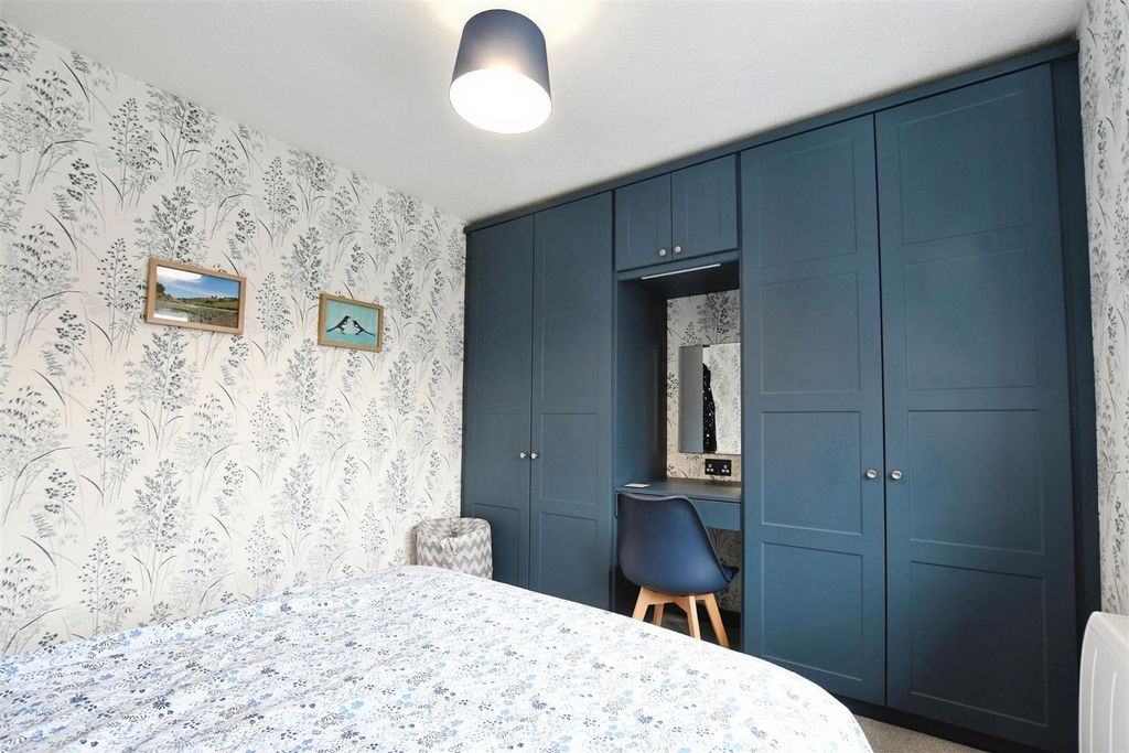 Property photo 2 of 13 Bedroom 1