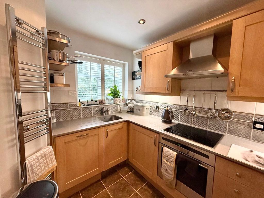 Property photo 3 of 16 Picture No. 01