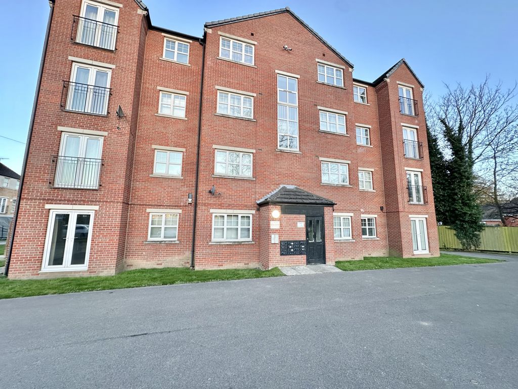Property photo 1 of 9 Two Bedroom Third Floor Apartment