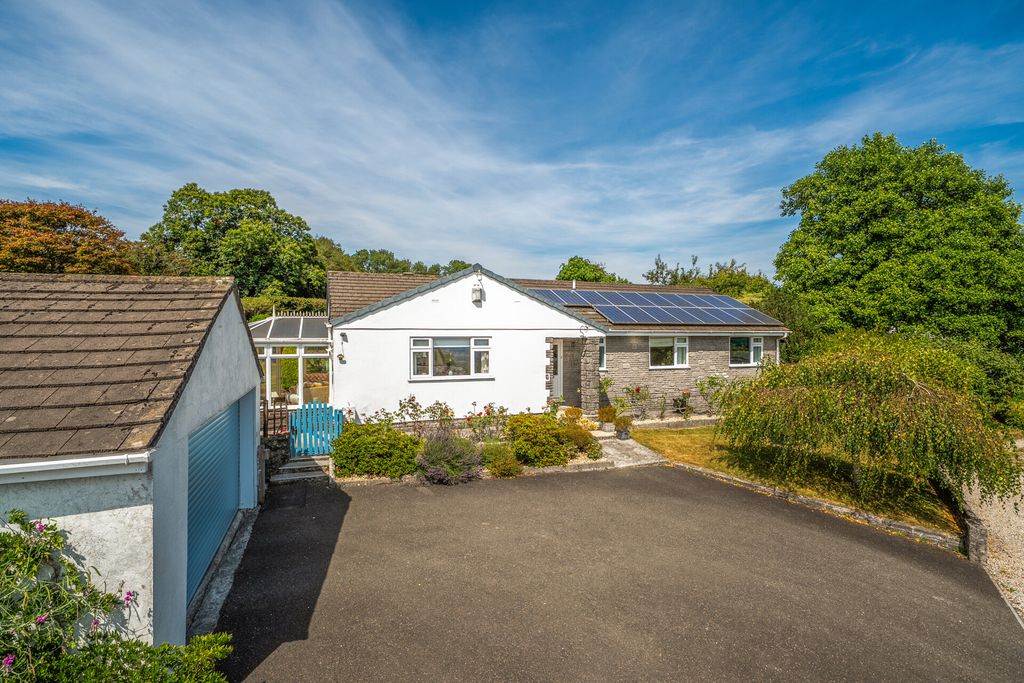 Property photo 1 of 20 1 - 4-6A734E5008B84-1...