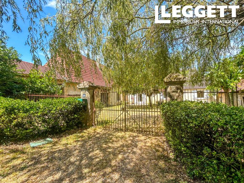 Property photo 1 of 10