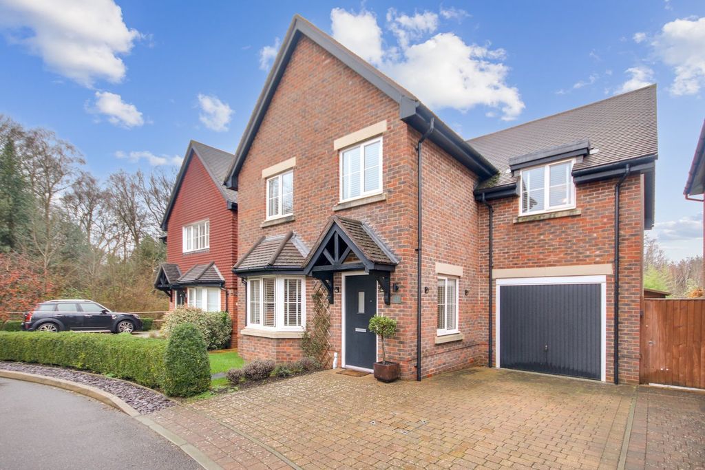 Property photo 1 of 19