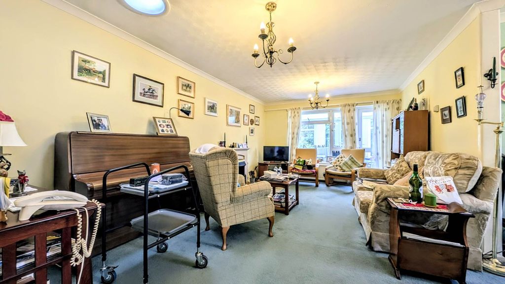 Property photo 2 of 13