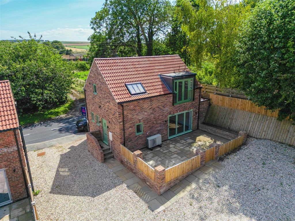 Property photo 1 of 17 Dji_0781.Jpg