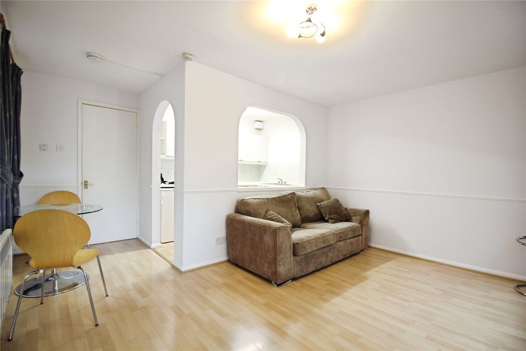 Property photo 2 of 7 Picture No. 03
