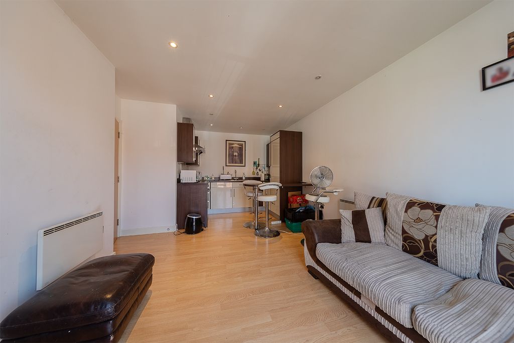 Property photo 3 of 15