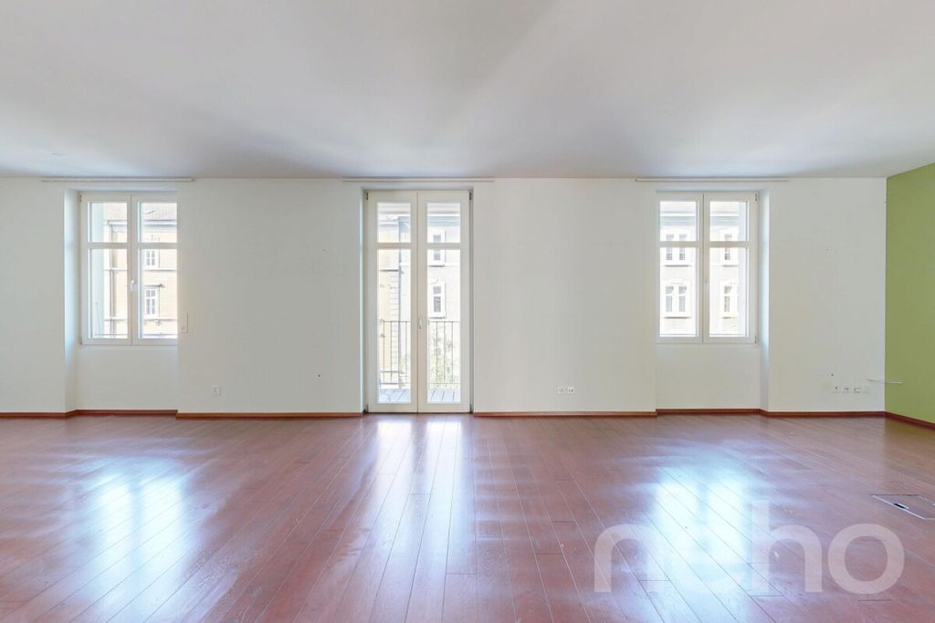 Property photo 2 of 3