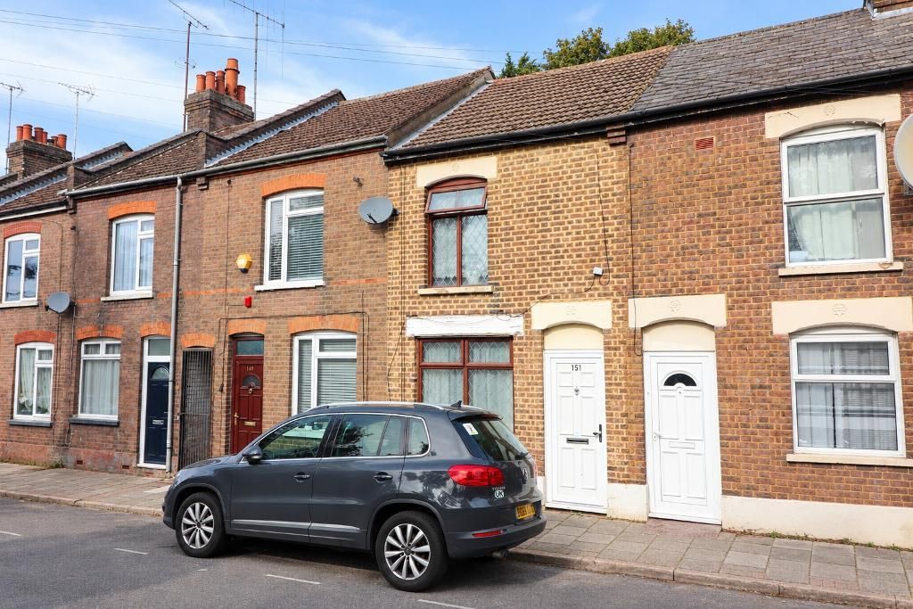 Property photo 1 of 5