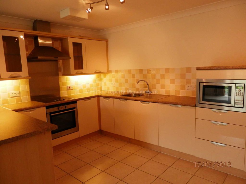 Property photo 3 of 8