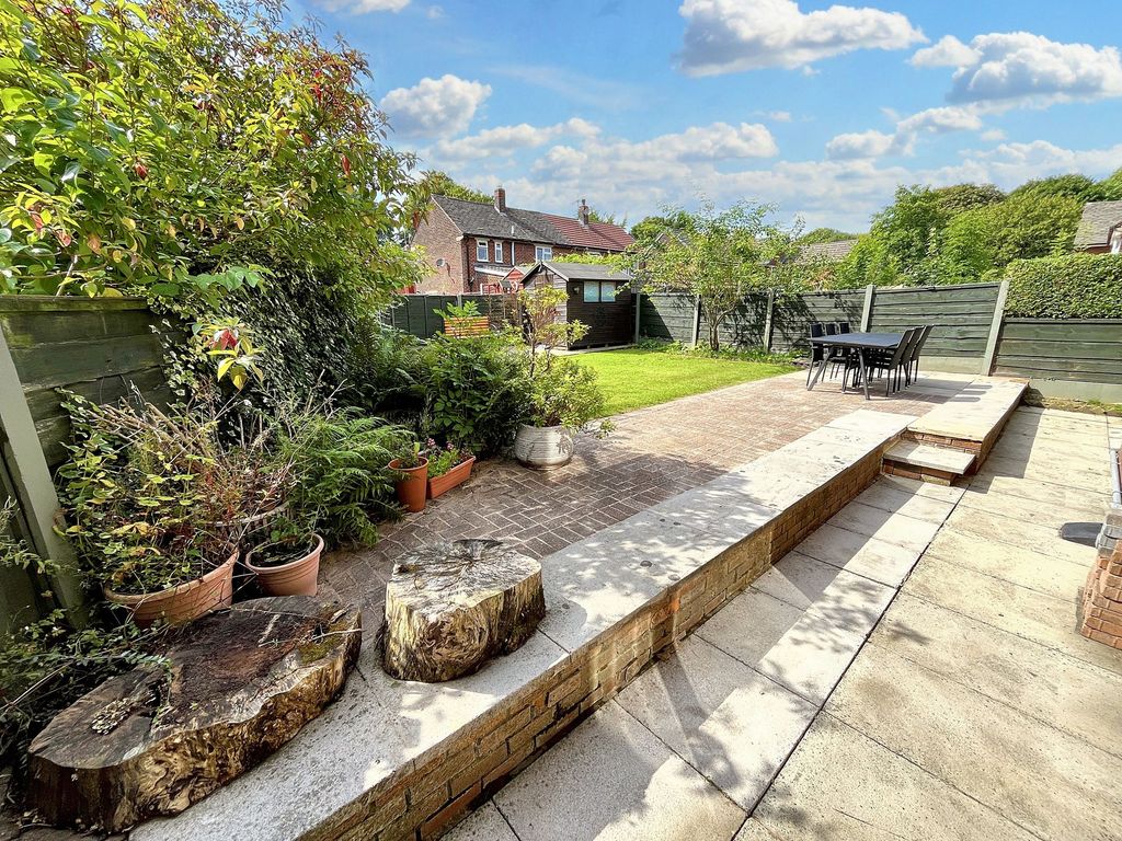 Property photo 2 of 26