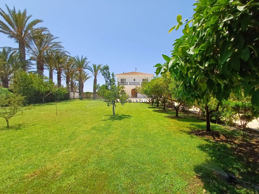 Property photo 3 of 31