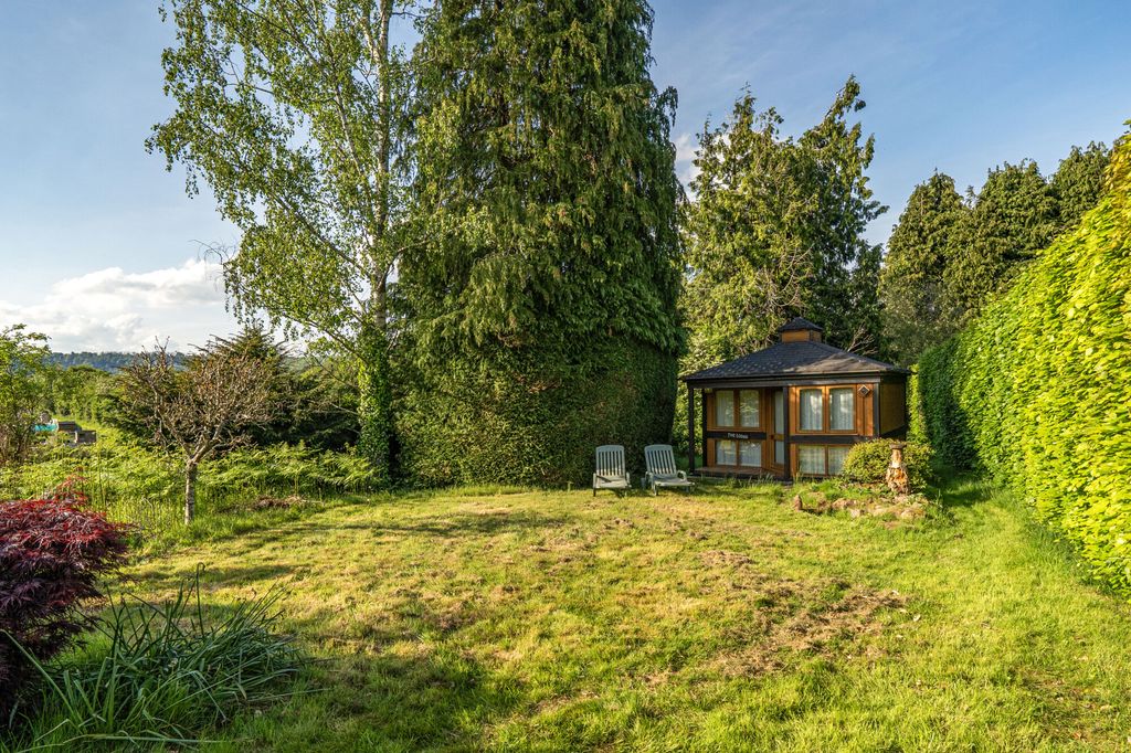 Additional image 9 of 5 bed detached house for saleSchool Lane, Sheet GU32