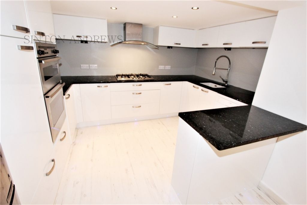 Property photo 2 of 14 Photo 15