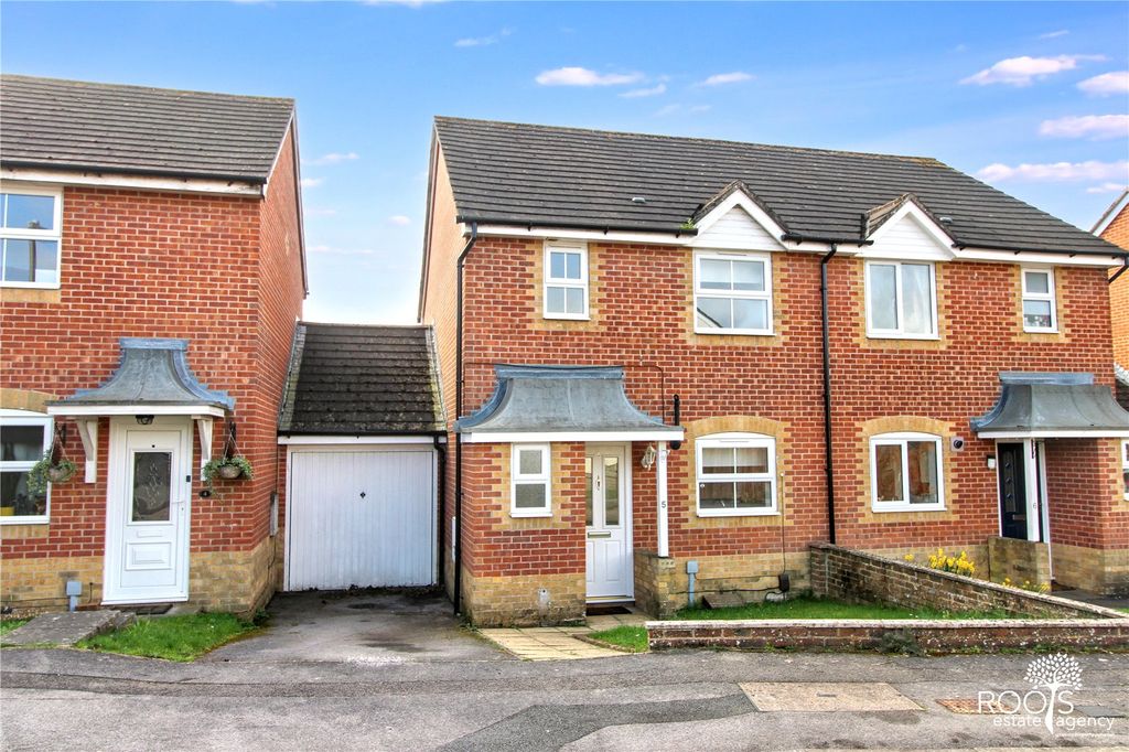 Property photo 1 of 9 Front Driveway
