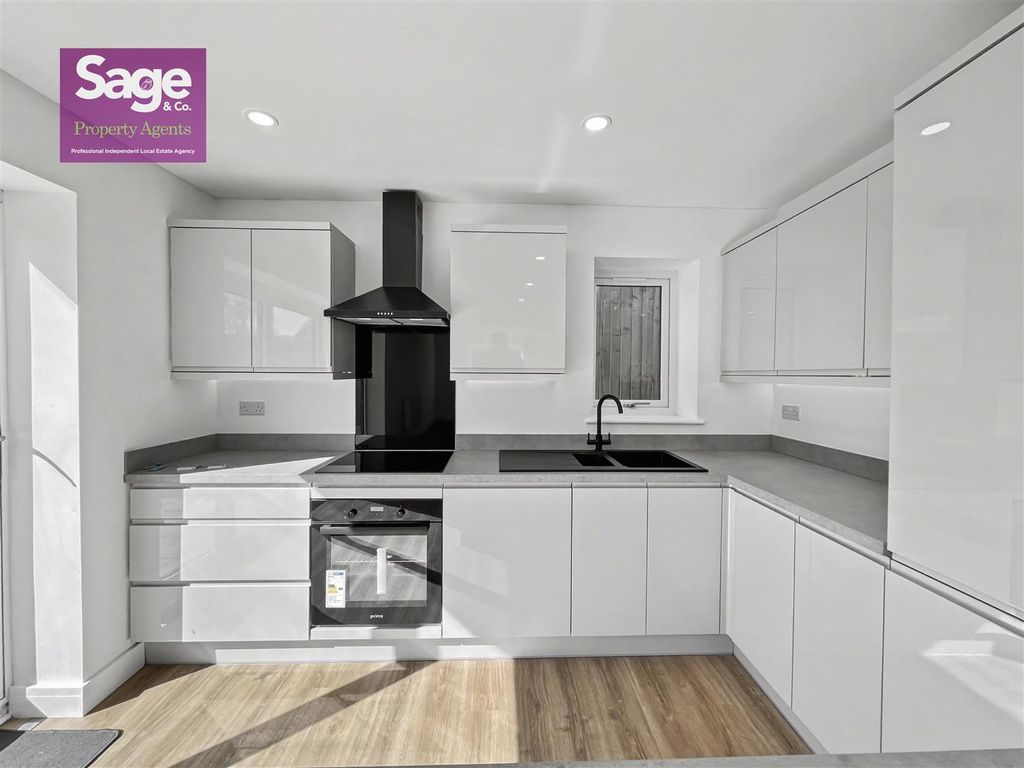 Additional image 16 of 5 bed detached house for saleCelynen Close, Newbridge NP11