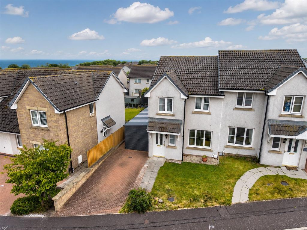 Property photo 2 of 21 27 Provost Milne Gardens Arbroath-1.Jpg