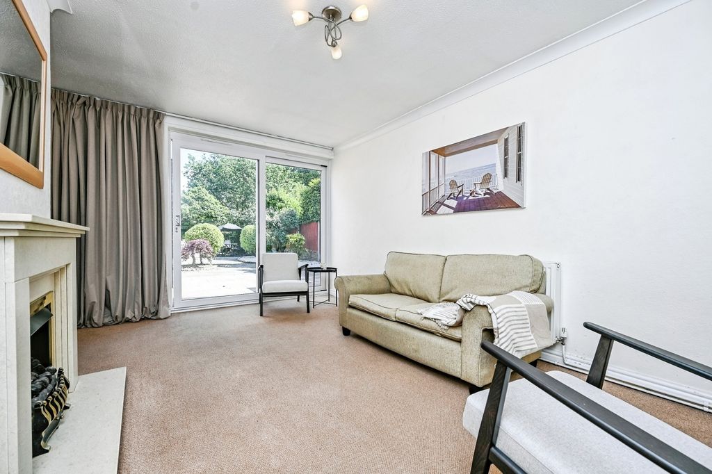 Property photo 3 of 14 Pbox-Img.Jpg