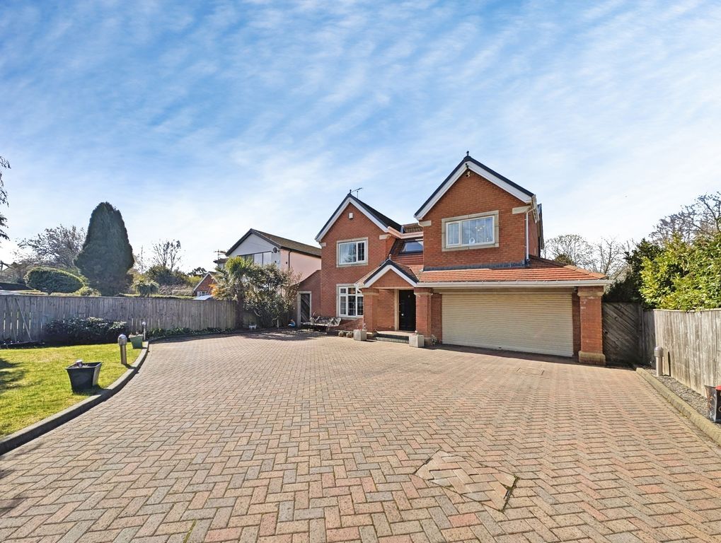 Property photo 1 of 17 Pbox-Img.Jpg