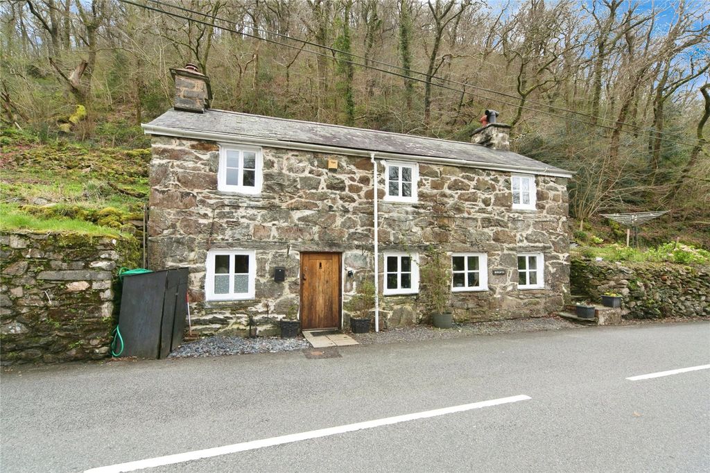 Property photo 2 of 29 Picture No. 04
