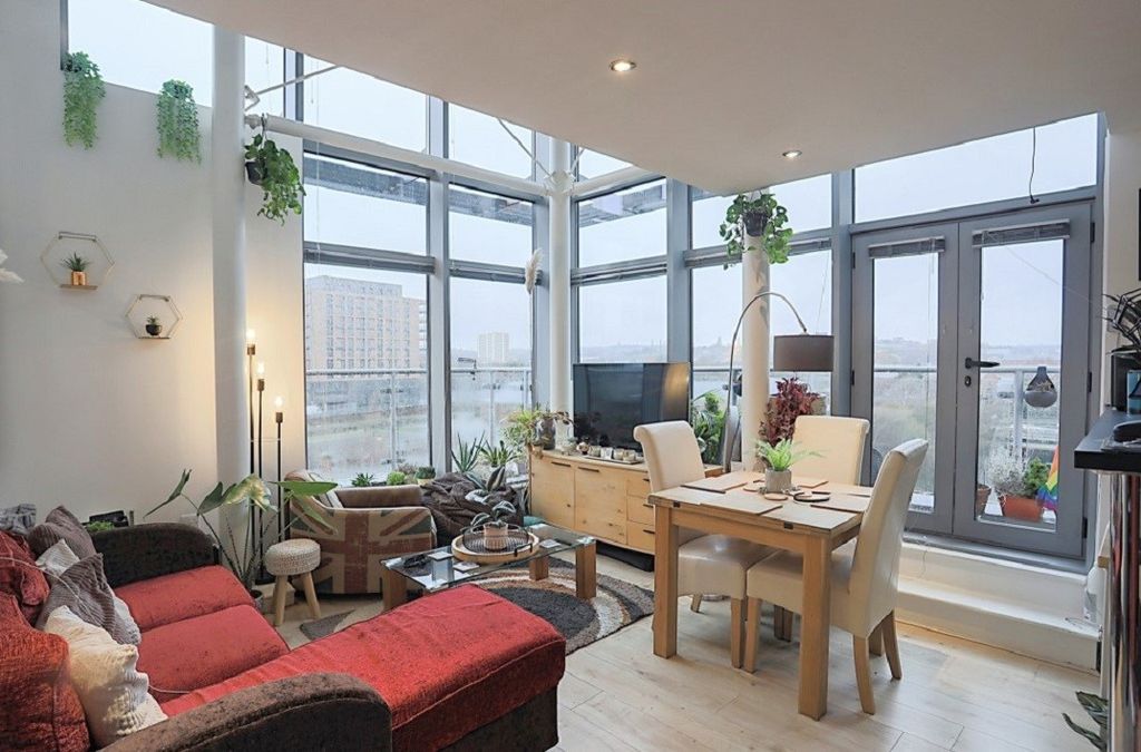 Property photo 2 of 10