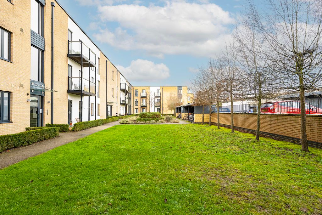 Property photo 3 of 15 Photo 12