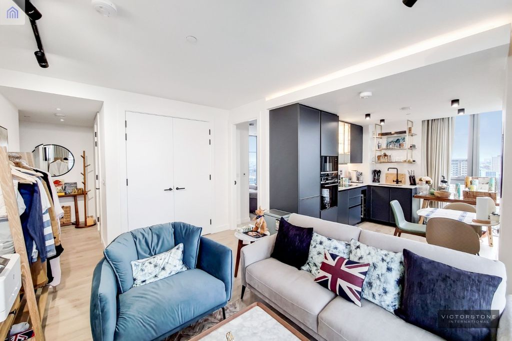 Property photo 2 of 10 2255015