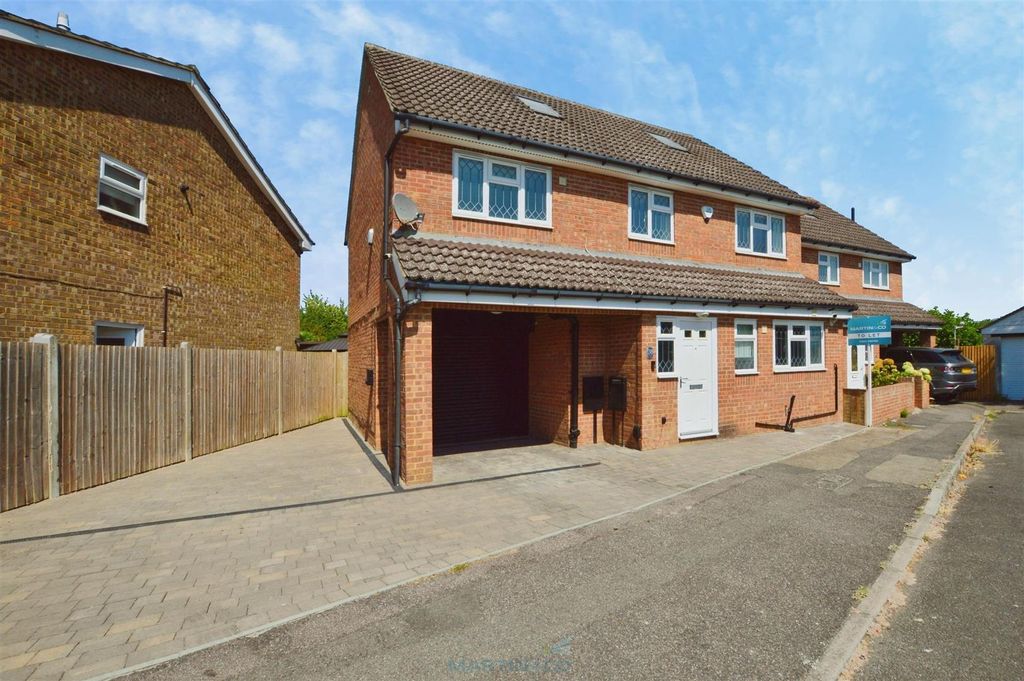 Property photo 1 of 26