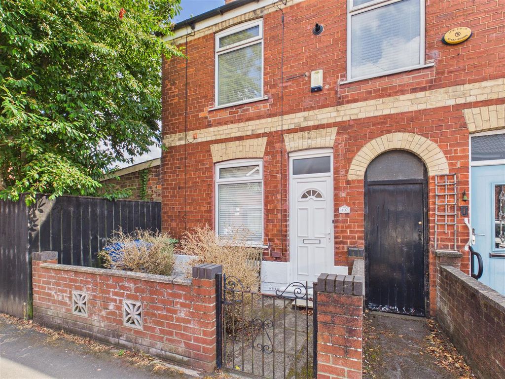 Property photo 1 of 7 Finkle Street