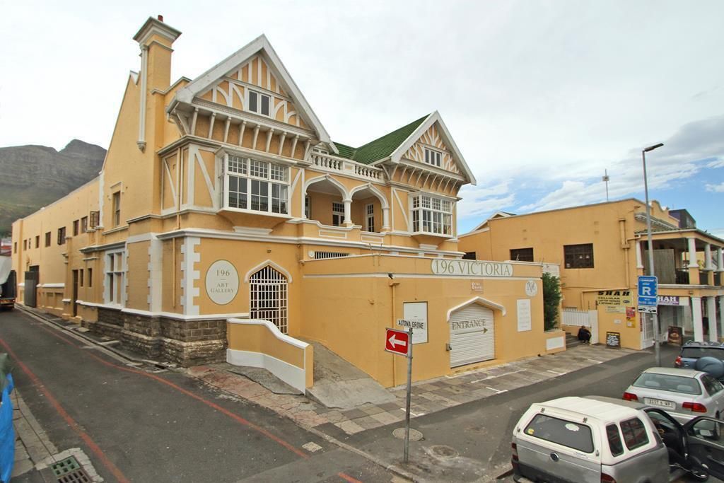 Property photo 1 of 30