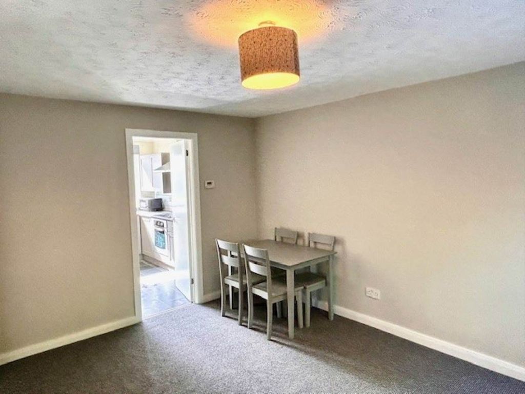 Property photo 3 of 6 Living Room 2