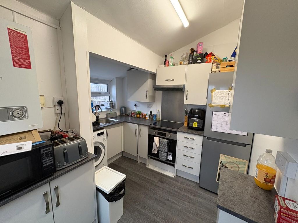 Property photo 2 of 13 Img_5240.Jpg