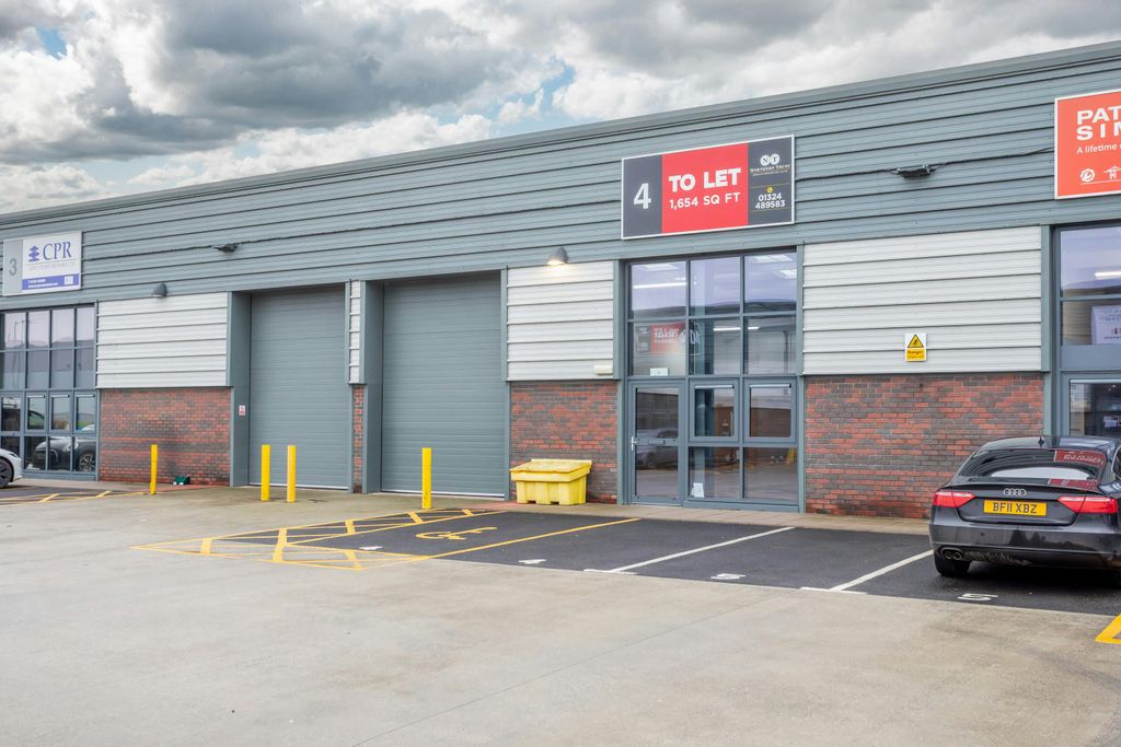 Property photo 1 of 4 Unit 4 Barons Court-9.Jpg