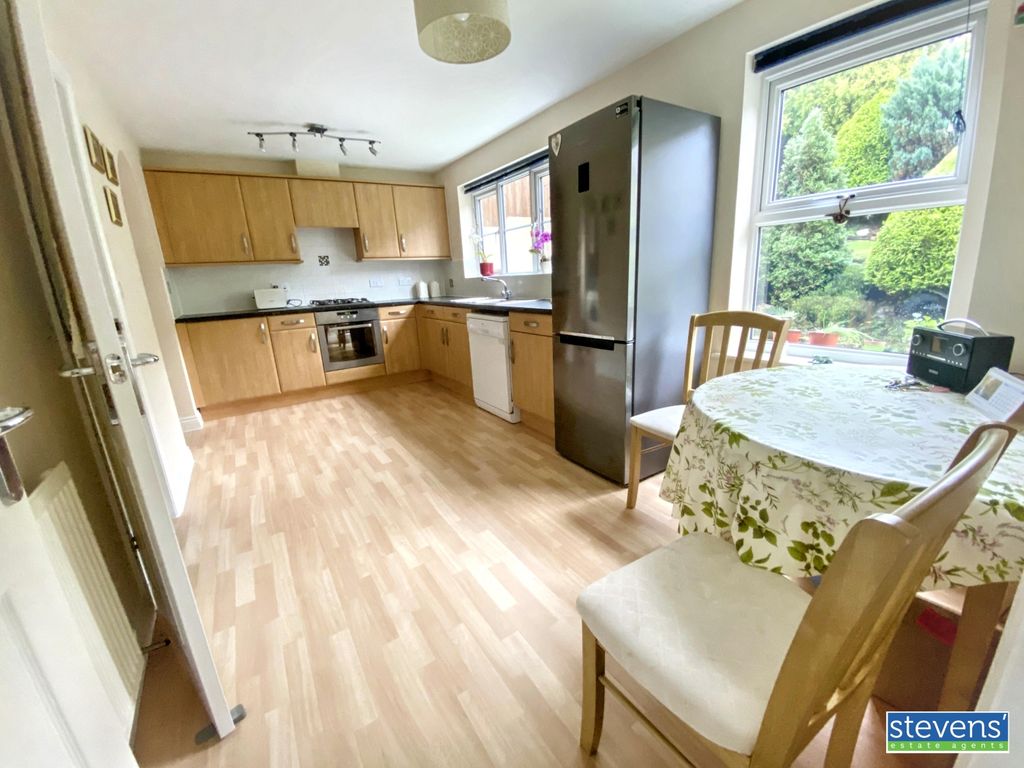 Property photo 2 of 9 Img_7543