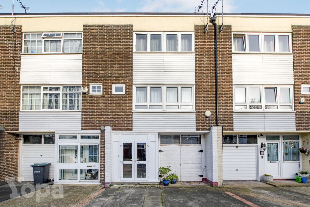 Property photo 1 of 15 Photo #1