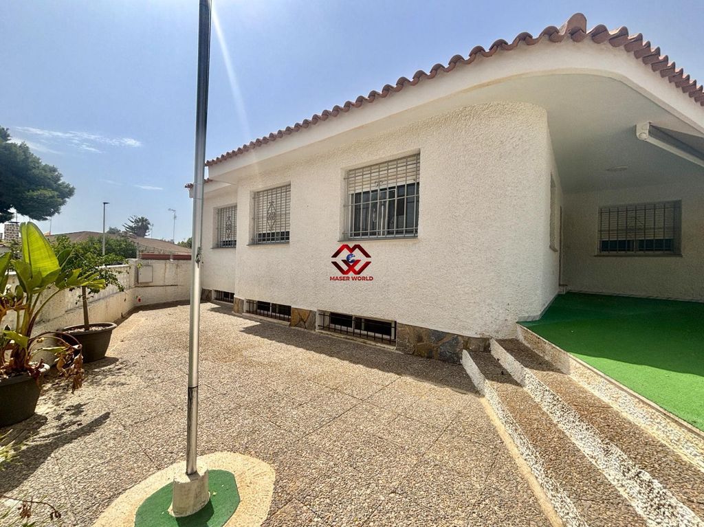Property photo 2 of 39