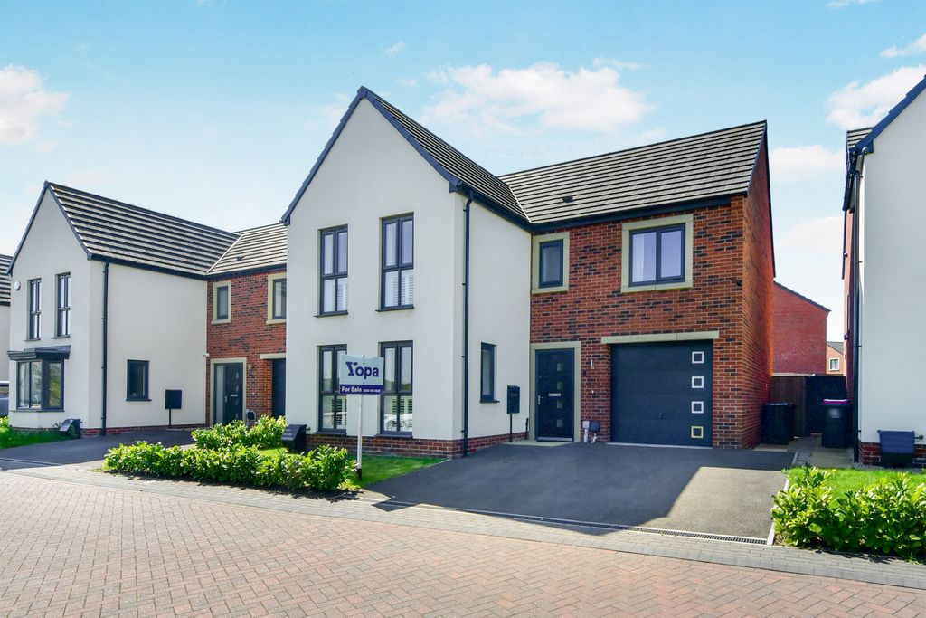 Property photo 1 of 26 Dsc_6498