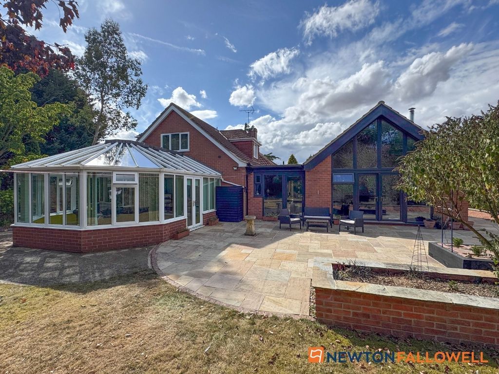 Property photo 3 of 40