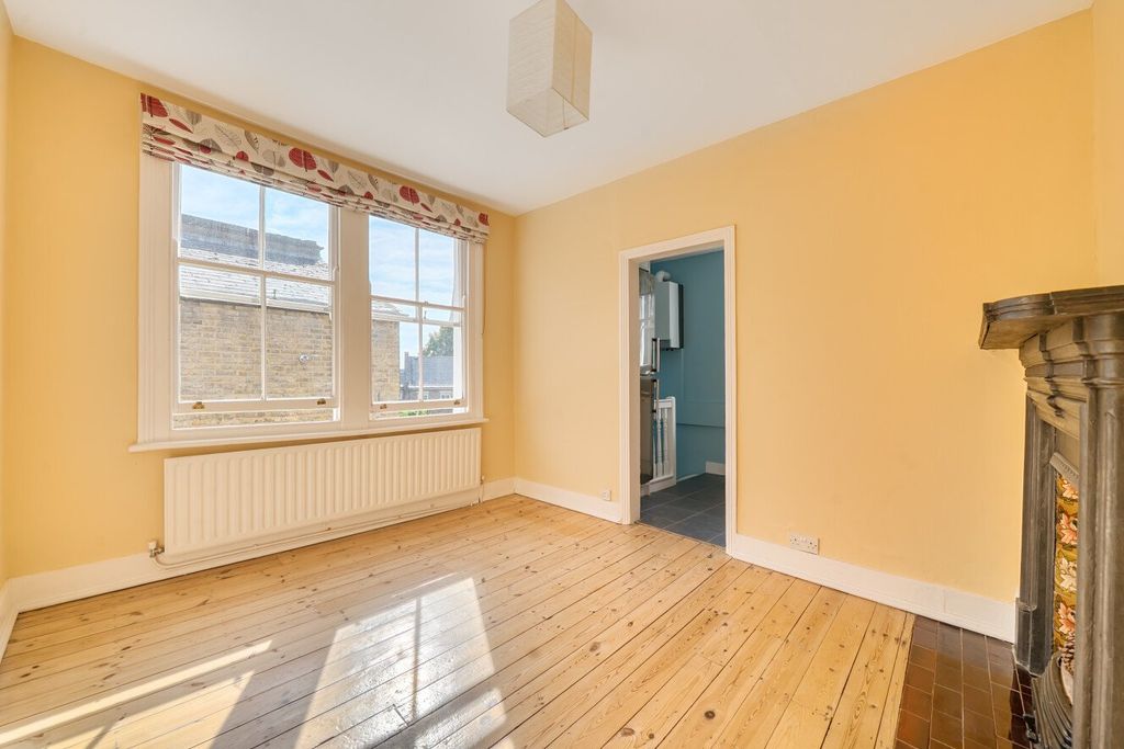 Property photo 3 of 16 Picture No. 09