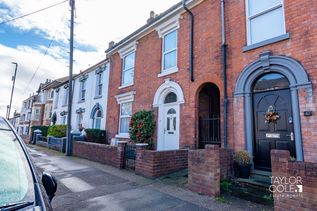 Property photo 1 of 24